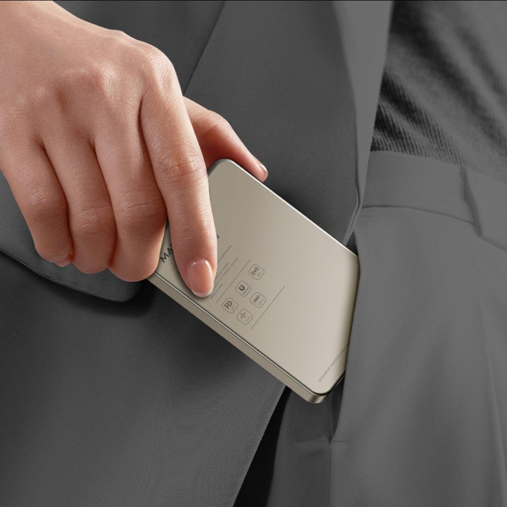 Slim Fast Charging Magnetic Power Bank